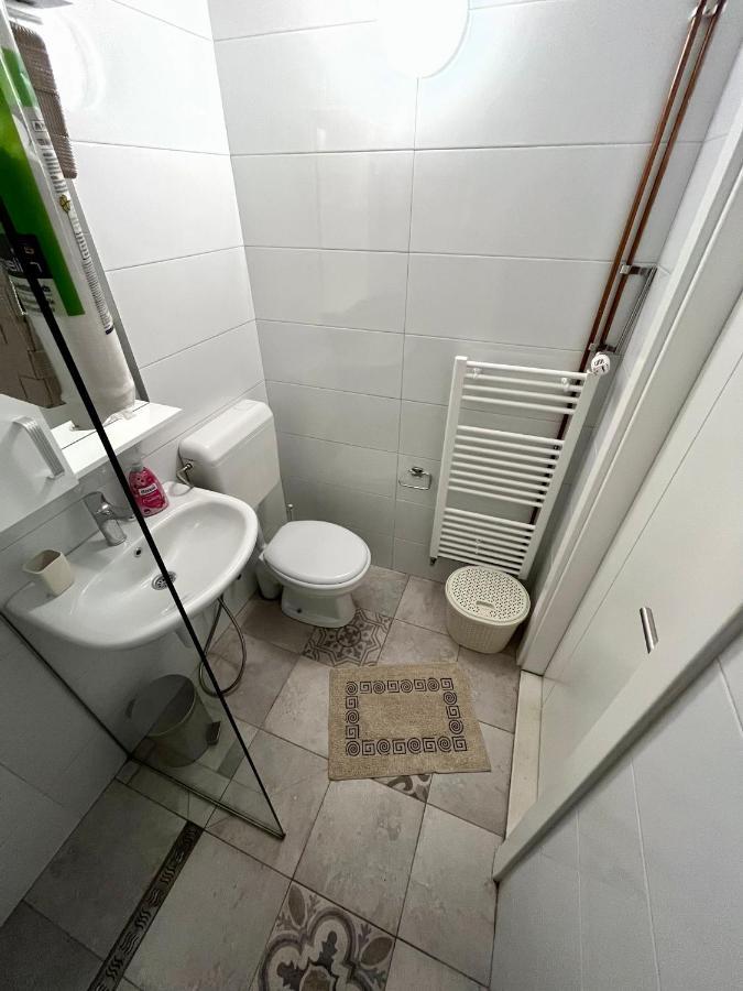Apartmani Grand Market SJJ Esterno foto